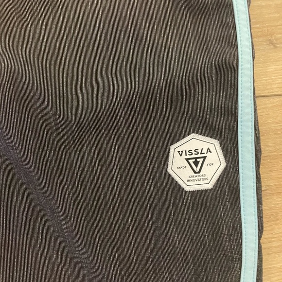 VISSLA Swim Trunks / Surf Board Shorts - Picture 4 of 4